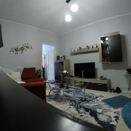 George Apartment *